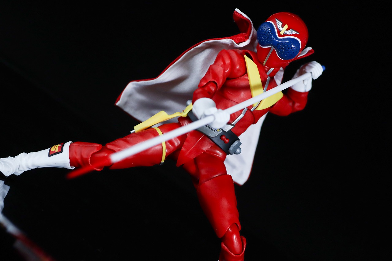 S.H.フィギュアーツ 真骨彫製法　アカレンジャー 50th Anniversary ver.　レビュー　アクション