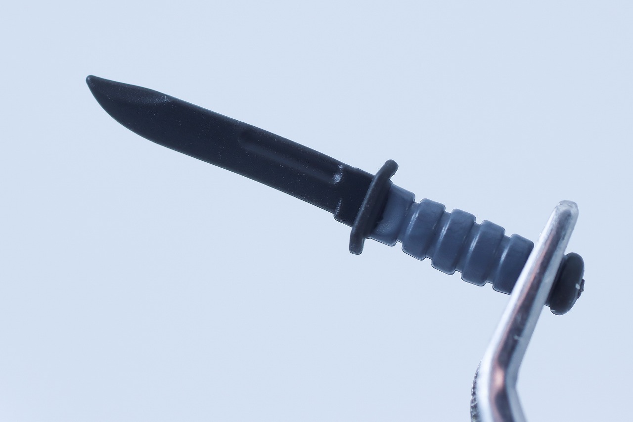 マーベルレジェンド　パニッシャー（デアデビル：ボーン・アゲイン）　レビュー　付属品　ナイフ