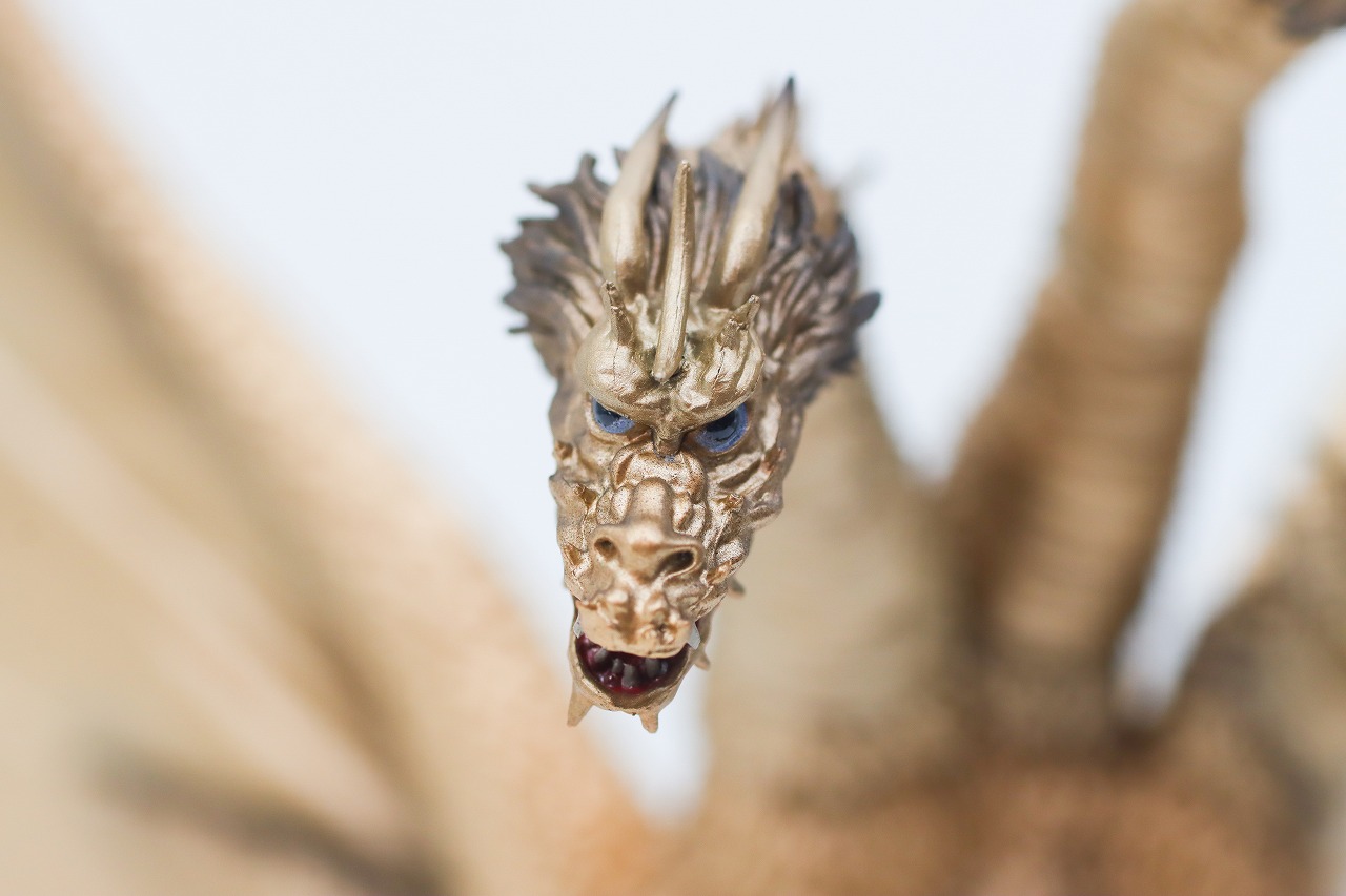 S.H.モンスターアーツ　キングギドラ（1972）　レビュー　本体