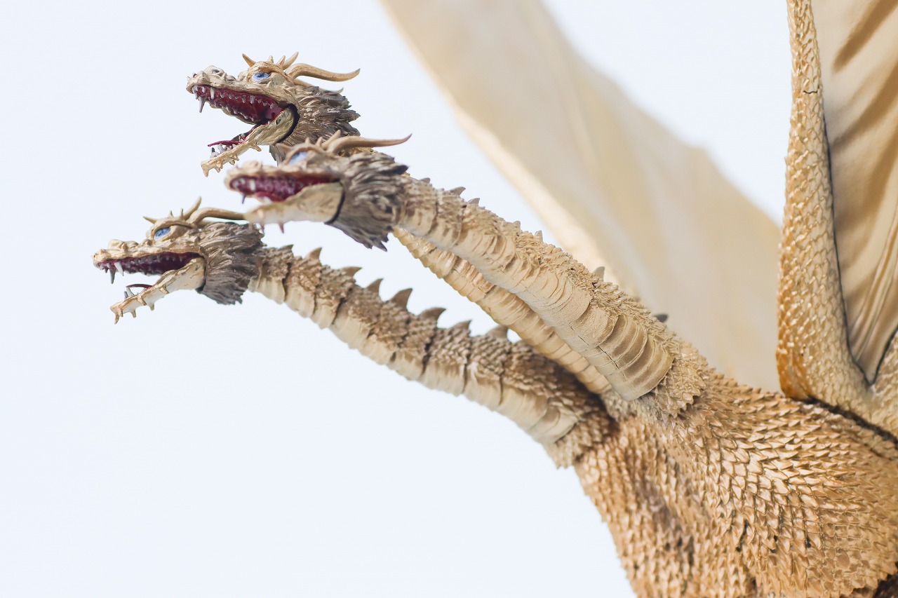 S.H.モンスターアーツ　キングギドラ（1972）　レビュー　アクション