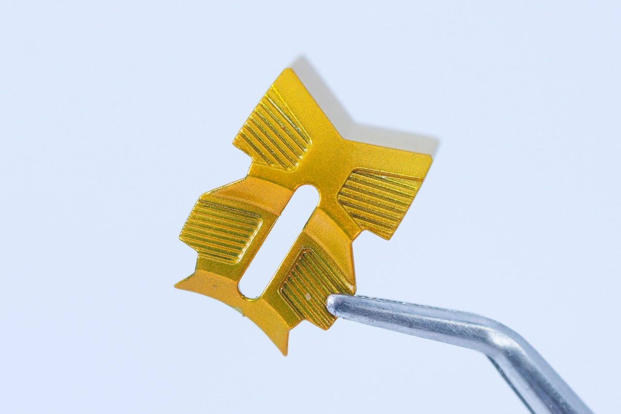 S.H.フィギュアーツ 真骨彫製法　仮面ライダーガタック ハイパーフォーム　レビュー　付属品　ハイパークロックアップ　胸パーツ