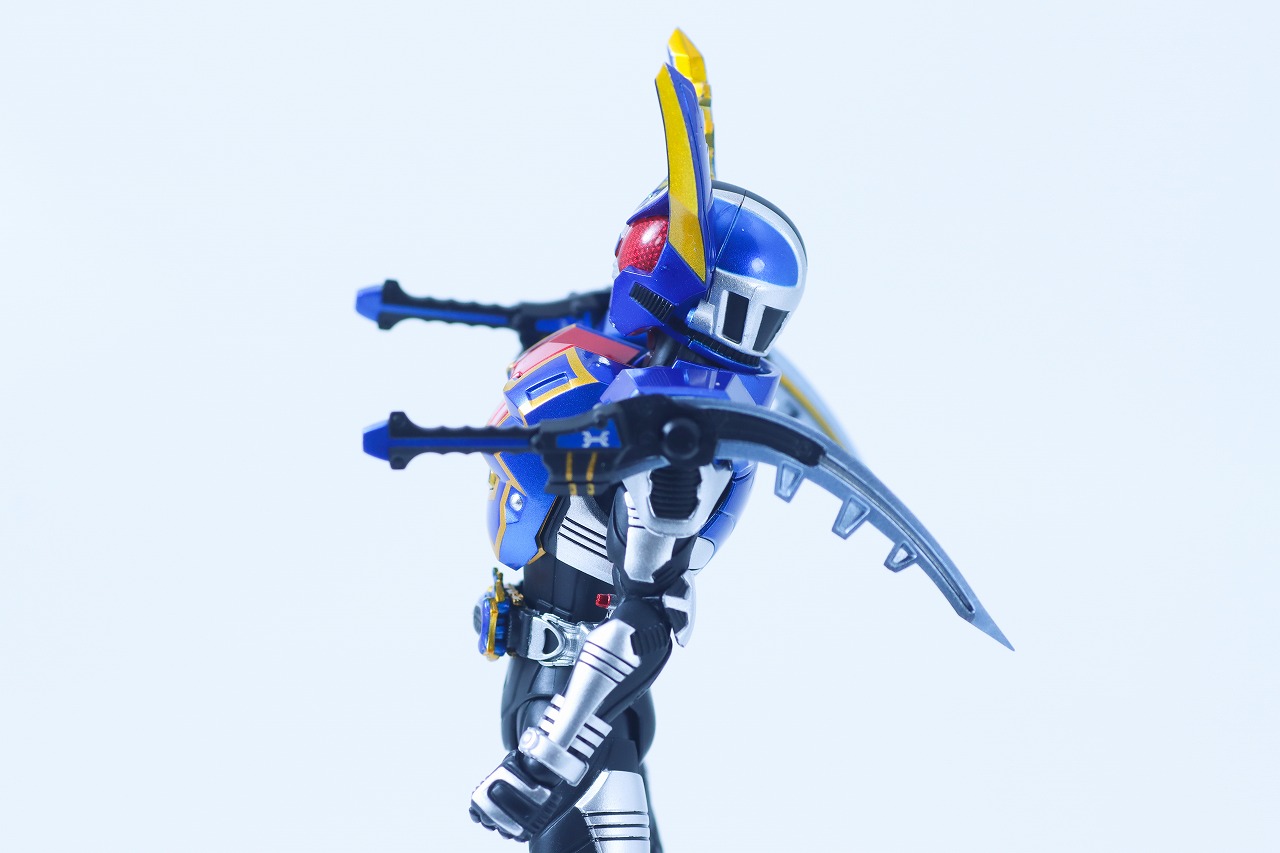 S.H.フィギュアーツ 真骨彫製法　仮面ライダーガタック ハイパーフォーム　レビュー　可動範囲