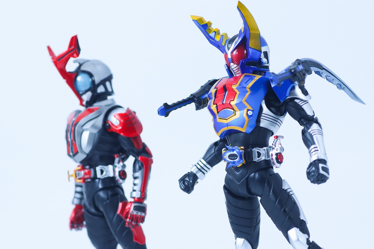 S.H.フィギュアーツ 真骨彫製法　仮面ライダーガタック ハイパーフォーム　レビュー　アクション　仮面ライダーカブト　ハイパーフォーム