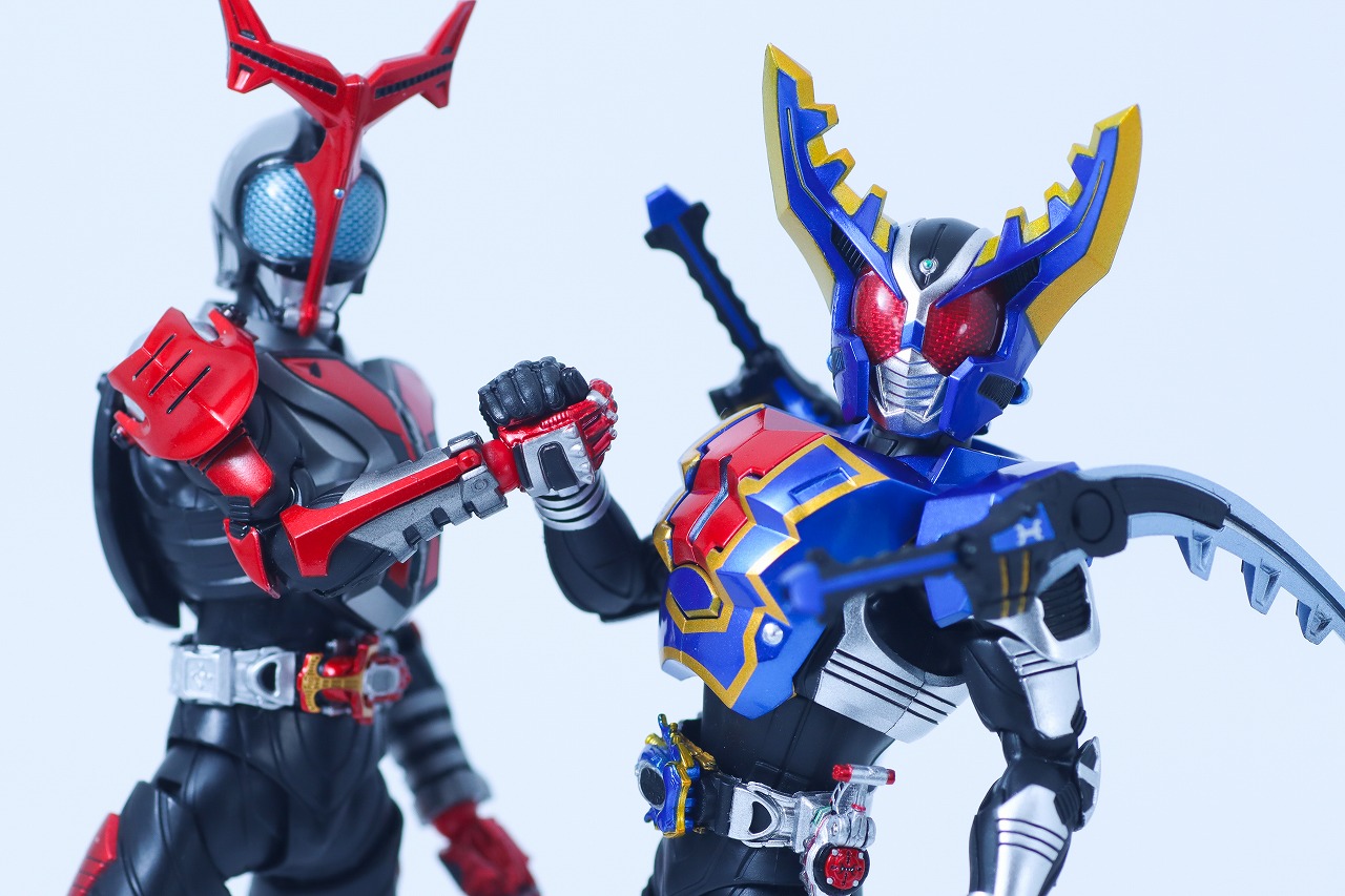 S.H.フィギュアーツ 真骨彫製法　仮面ライダーガタック ハイパーフォーム　レビュー　アクション　仮面ライダーカブト　ハイパーフォーム