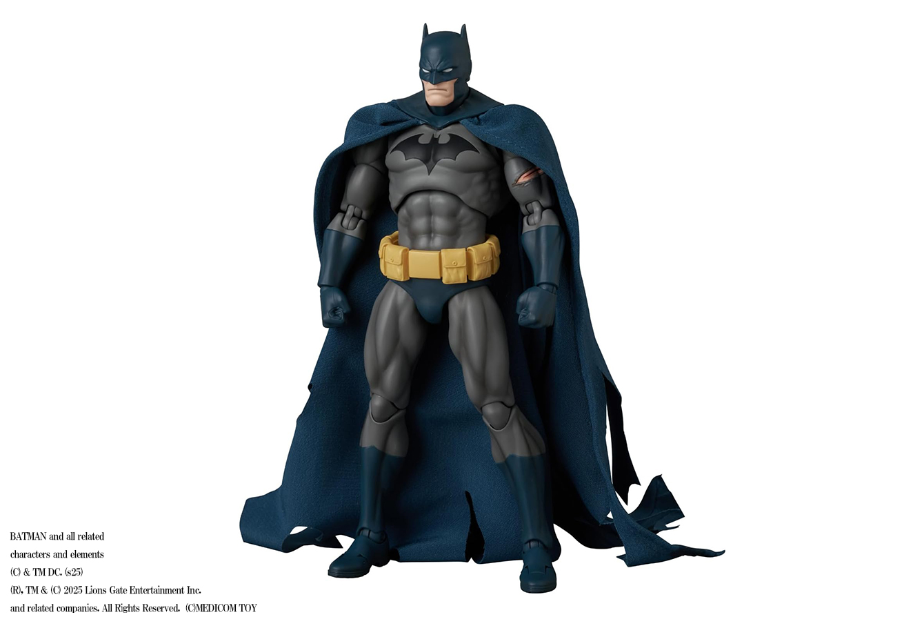 MAFEX　バットマン ダメージver.（『BATMAN：HUSH』）