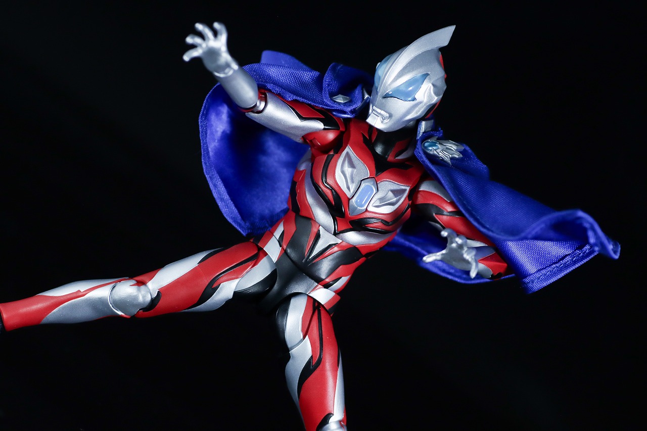 S.H.フィギュアーツ　ニュージェネレーション ウルトラマンケープ　レビュー　アクション　ウルトラマンゼット デルタライズクロー