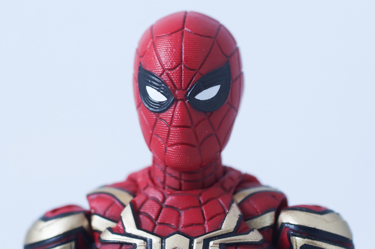 MAFEX　スパイダーマン　インテグレーテッド　スーツ　レビュー　付属品　睨み顔