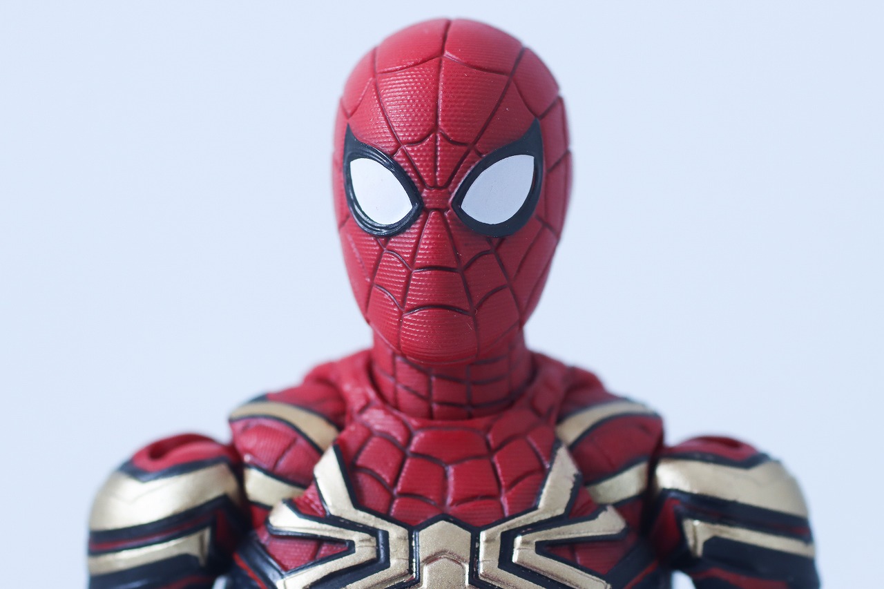 MAFEX　スパイダーマン　インテグレーテッド　スーツ　レビュー　付属品　驚き顔
