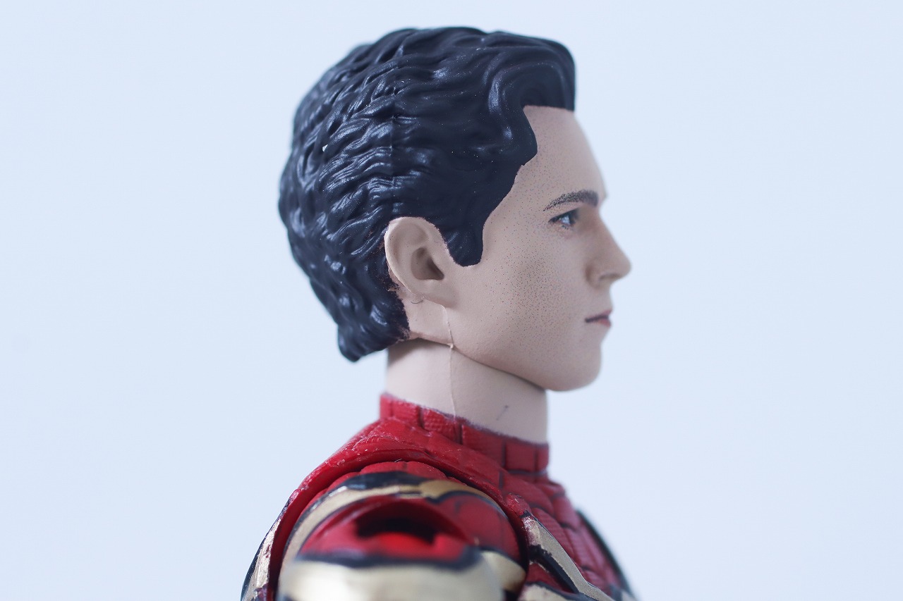 MAFEX　スパイダーマン　インテグレーテッド　スーツ　レビュー　付属品　ピーター・パーカー　素顔ヘッド