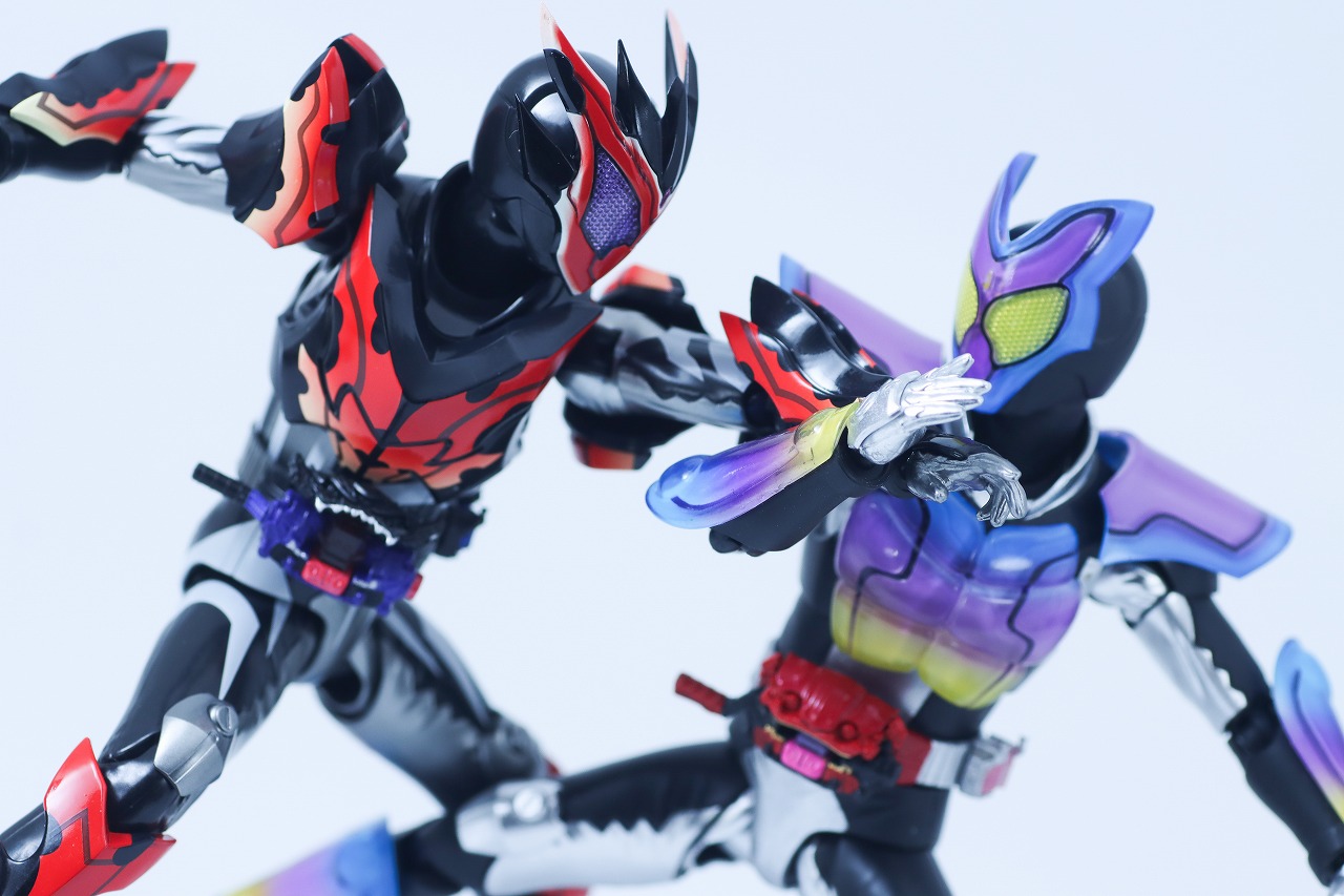 S.H.フィギュアーツ　仮面ライダービターガヴ スパーキングミフォーム　レビュー　アクション　仮面ライダーガヴ ポッピングミフォーム