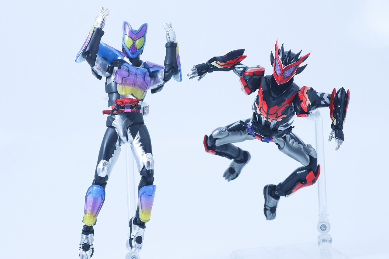 S.H.フィギュアーツ　仮面ライダービターガヴ スパーキングミフォーム　レビュー　アクション　仮面ライダーガヴ ポッピングミフォーム