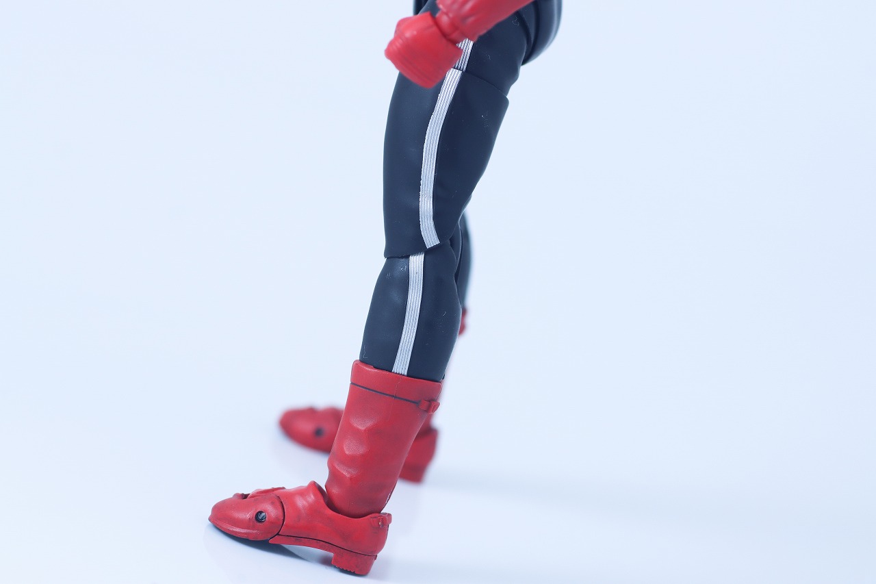 S.H.フィギュアーツ 真骨彫製法　仮面ライダー新2号 栄光の昭和ライダーエディション　レビュー　本体