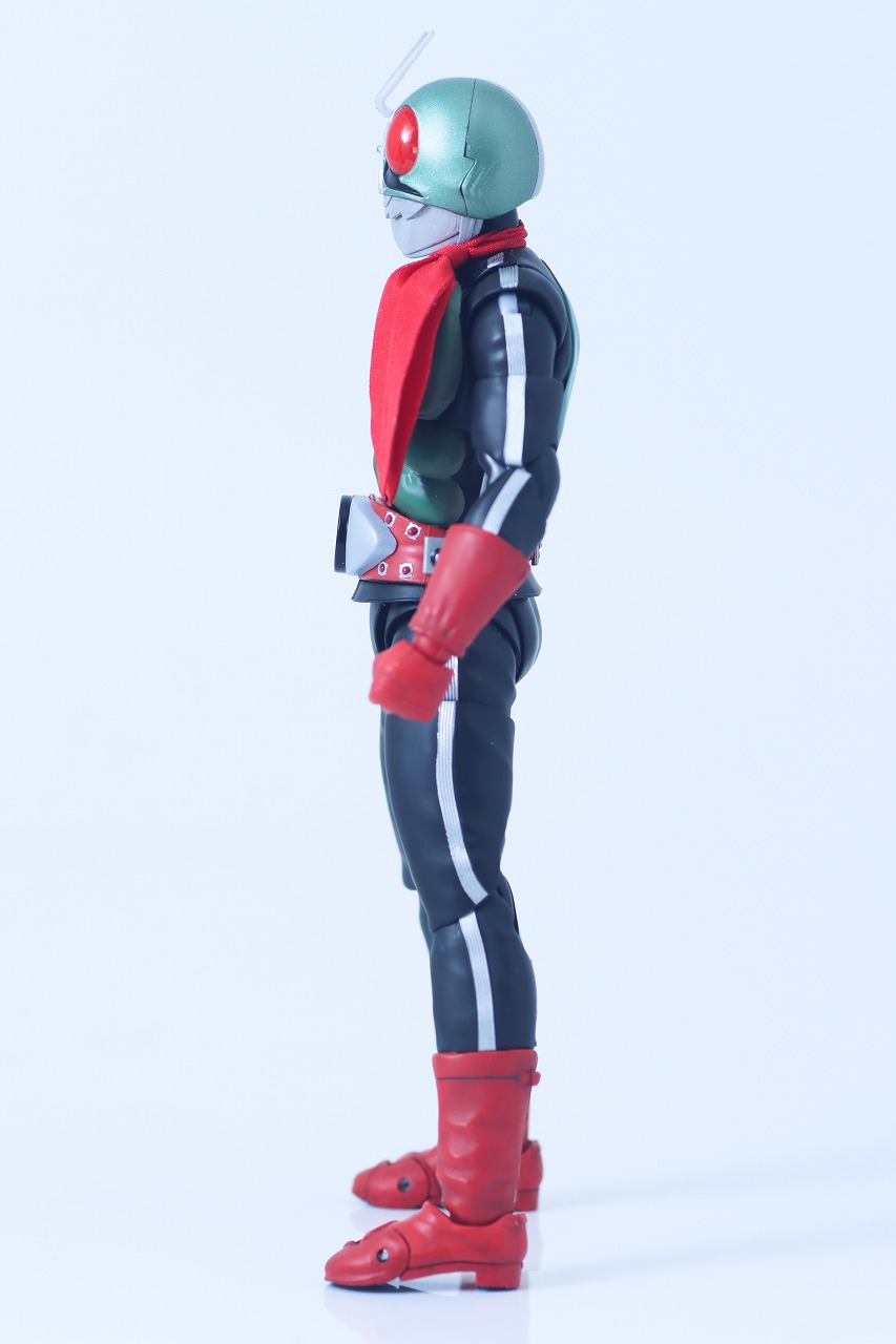 S.H.フィギュアーツ 真骨彫製法 仮面ライダー新2号 栄光の昭和ライダーエディション レビュー 本体