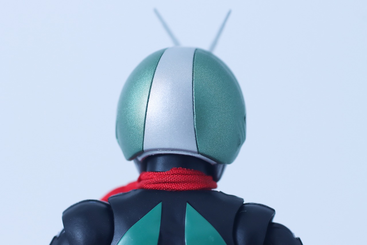 S.H.フィギュアーツ 真骨彫製法　仮面ライダー新2号 栄光の昭和ライダーエディション　レビュー　本体