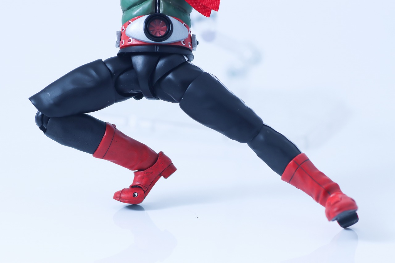 S.H.フィギュアーツ 真骨彫製法　仮面ライダー新2号 栄光の昭和ライダーエディション　レビュー　可動範囲