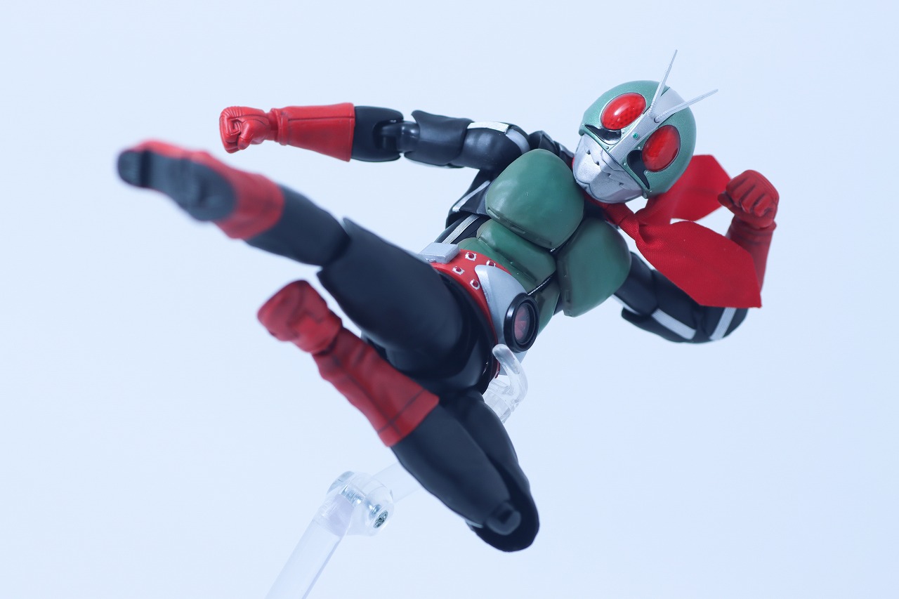 S.H.フィギュアーツ 真骨彫製法　仮面ライダー新2号 栄光の昭和ライダーエディション　レビュー　アクション