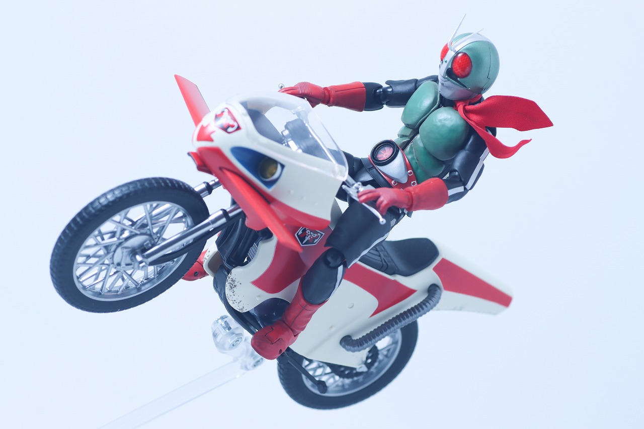 S.H.フィギュアーツ 真骨彫製法　仮面ライダー新2号 栄光の昭和ライダーエディション　レビュー　アクション　新サイクロン号