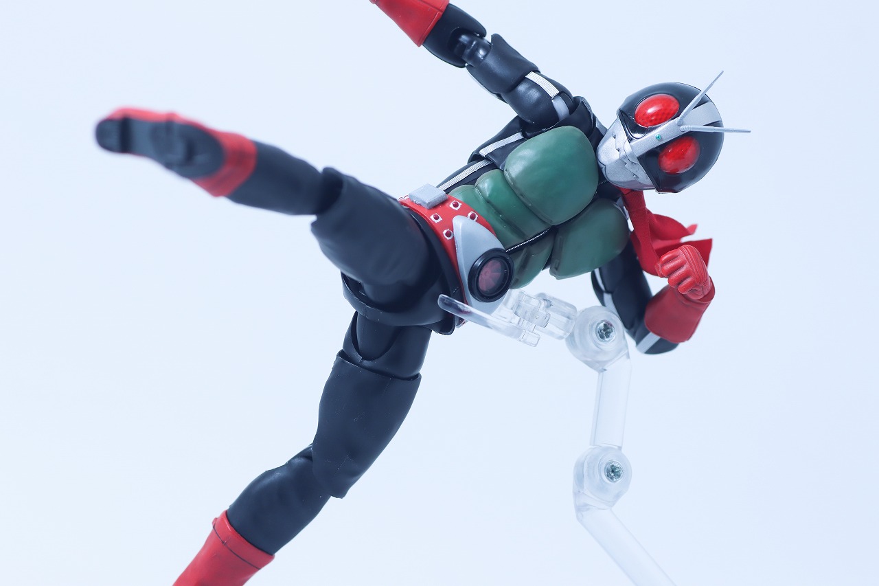 S.H.フィギュアーツ 真骨彫製法　仮面ライダー新2号 栄光の昭和ライダーエディション　レビュー　アクション