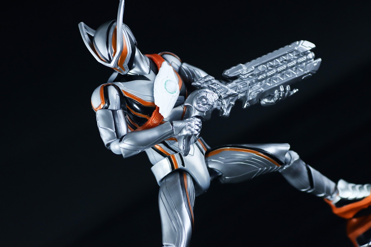 仮面ライダーアクションフィギュア ノクスナイト　レビュー　アクション