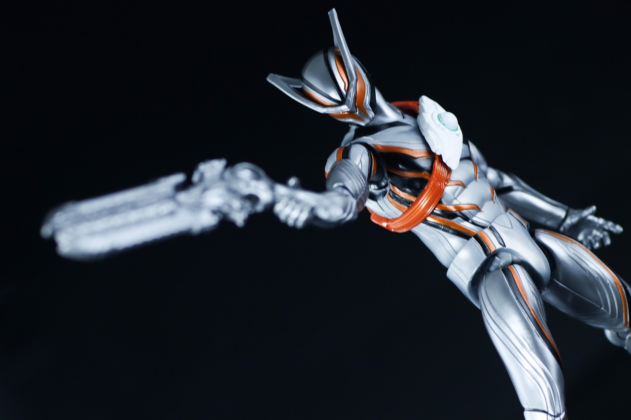 仮面ライダーアクションフィギュア ノクスナイト　レビュー　アクション