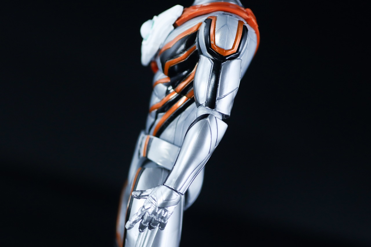 仮面ライダーアクションフィギュア ノクスナイト　レビュー　本体