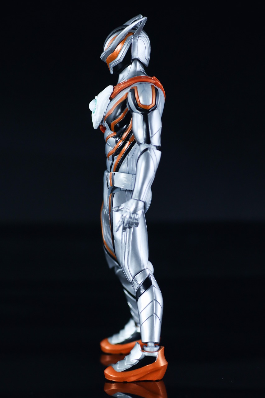 仮面ライダーアクションフィギュア ノクスナイト　レビュー　本体