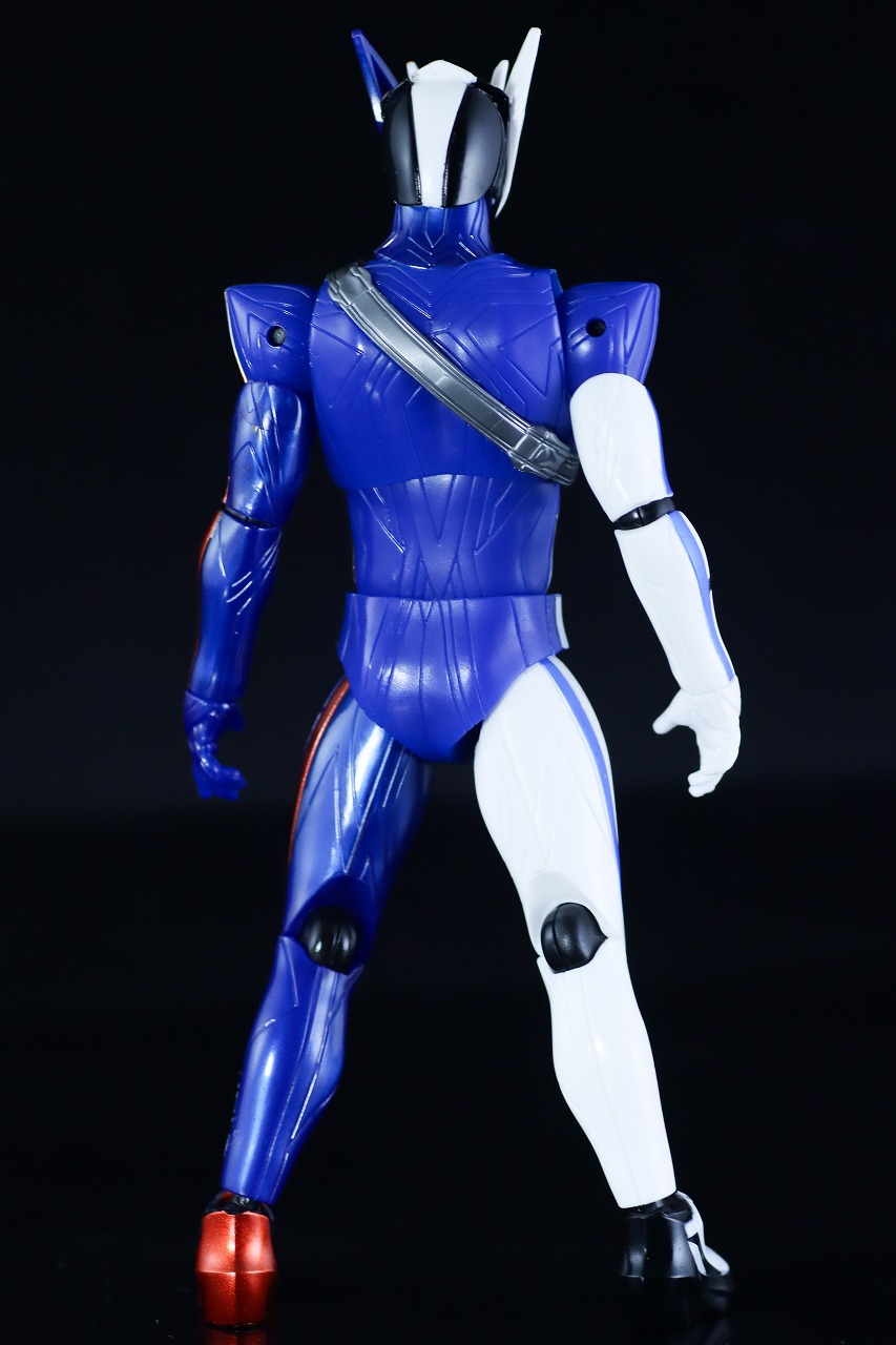 仮面ライダーアクションフィギュア 仮面ライダーノクス　レビュー　本体