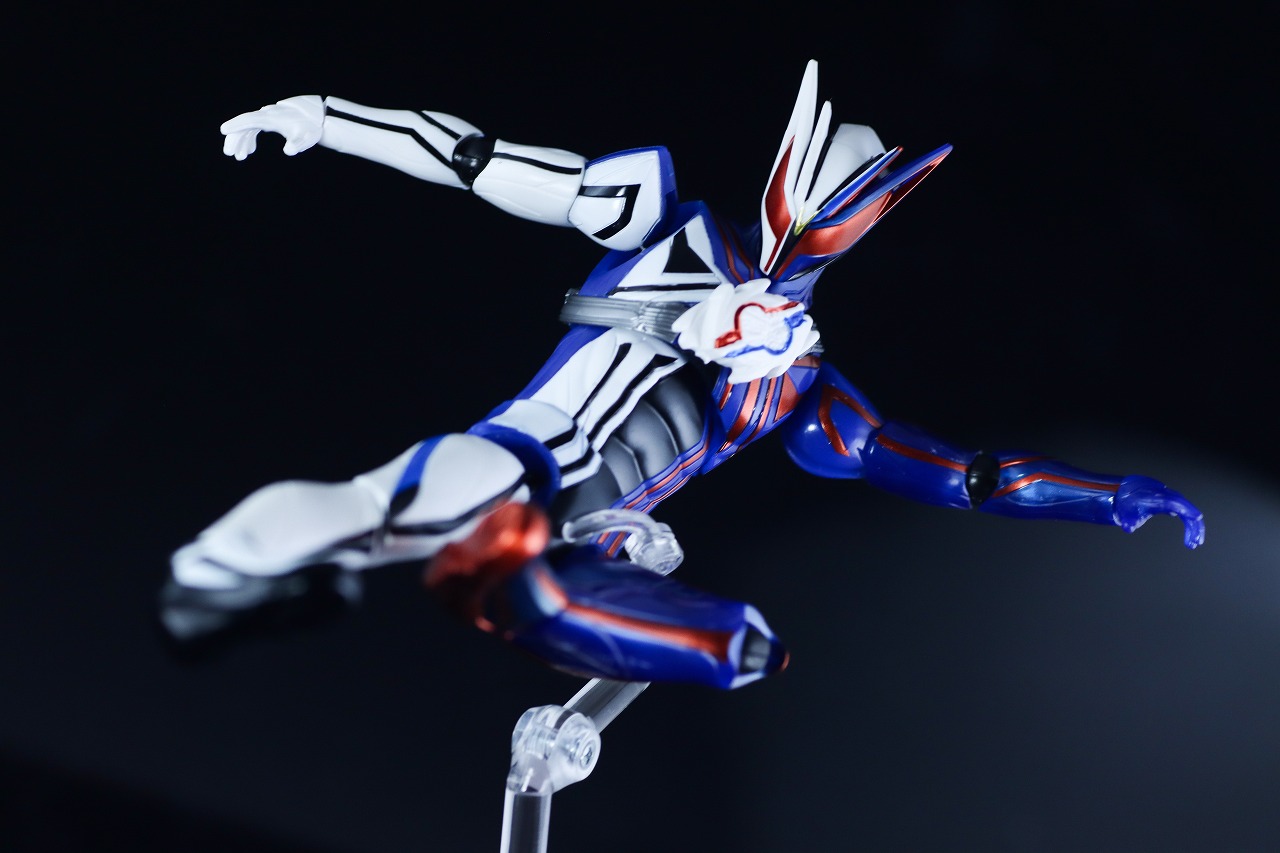 仮面ライダーアクションフィギュア 仮面ライダーノクス　レビュー　アクション