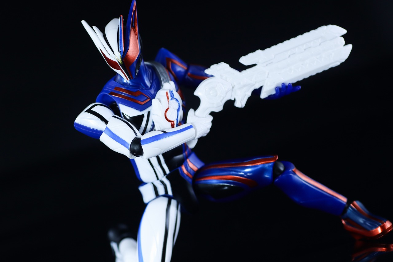 仮面ライダーアクションフィギュア 仮面ライダーノクス　レビュー　アクション