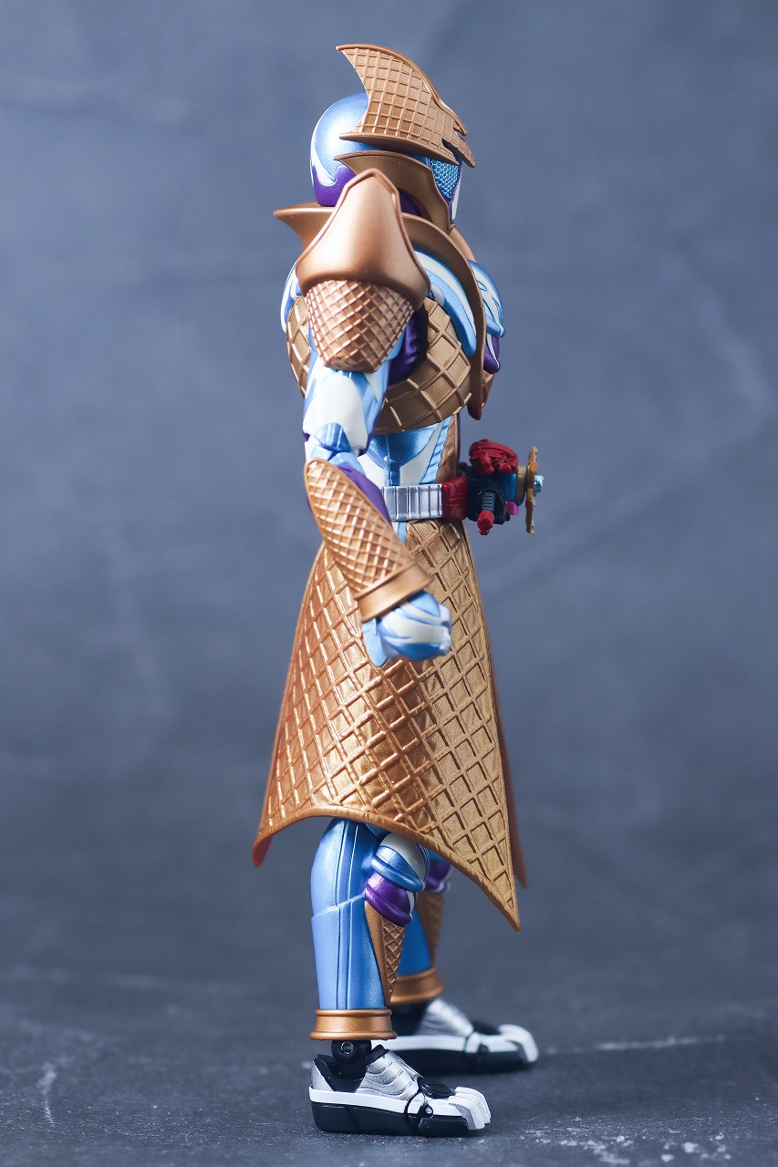 S.H.フィギュアーツ 仮面ライダーガヴ ブリザードソルベフォーム レビュー 本体