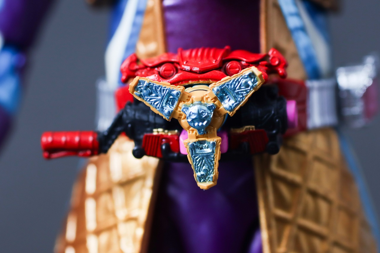 S.H.フィギュアーツ　仮面ライダーガヴ ブリザードソルベフォーム　レビュー　本体