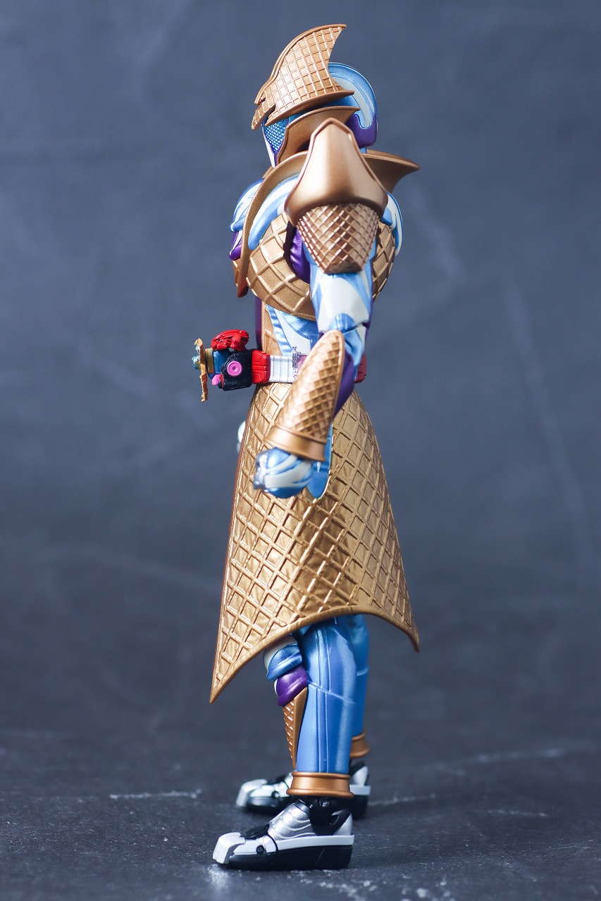 S.H.フィギュアーツ 仮面ライダーガヴ ブリザードソルベフォーム レビュー 本体