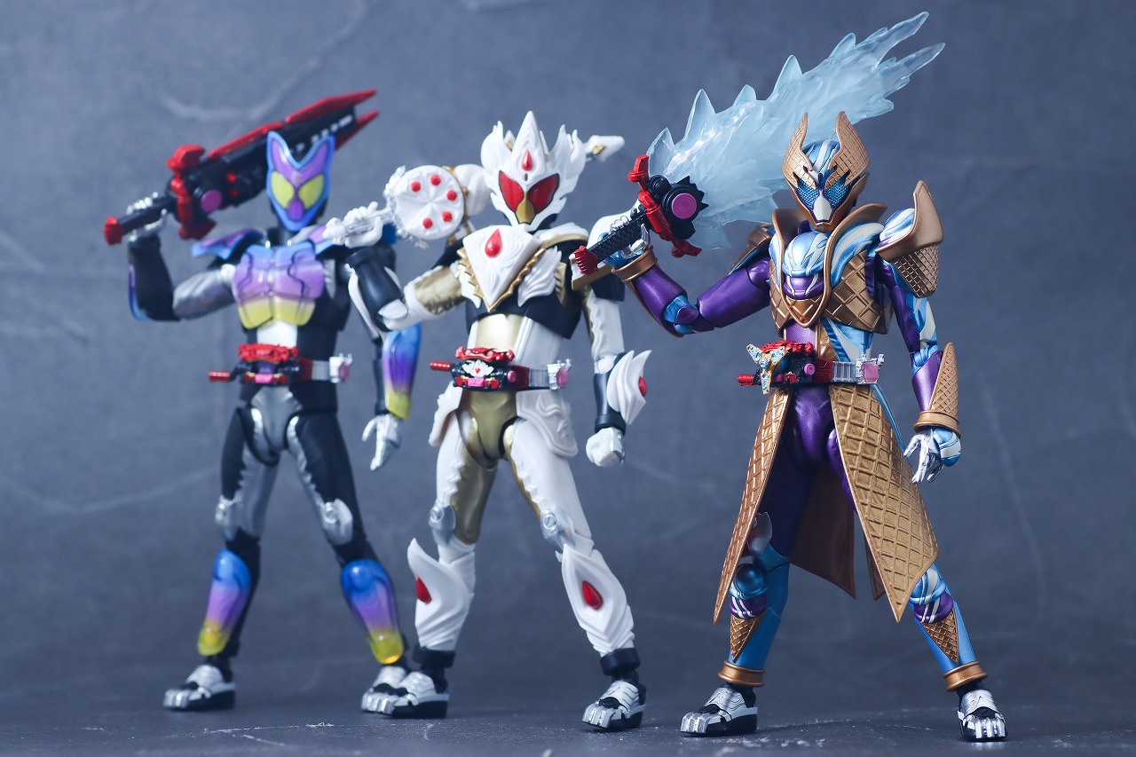 S.H.フィギュアーツ　仮面ライダーガヴ ブリザードソルベフォーム　レビュー　アクション　ポッピングミフォーム　ケーキングフォーム