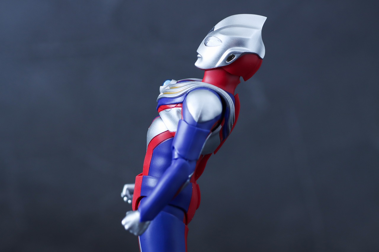 S.H.フィギュアーツ 真骨彫製法　ウルトラマンティガ マルチタイプ ウルトラの星Edition　レビュー　可動範囲