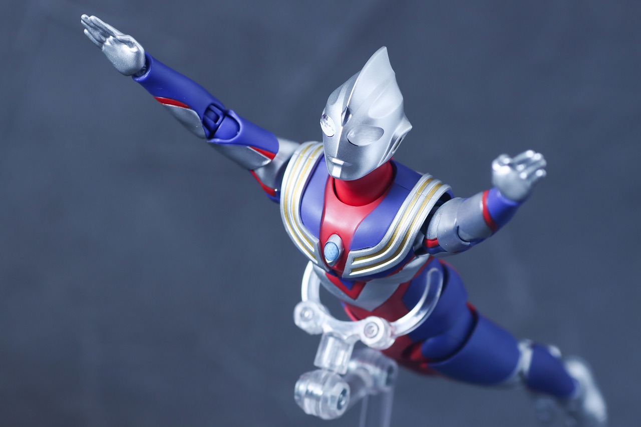 S.H.フィギュアーツ 真骨彫製法　ウルトラマンティガ マルチタイプ ウルトラの星Edition　レビュー　アクション