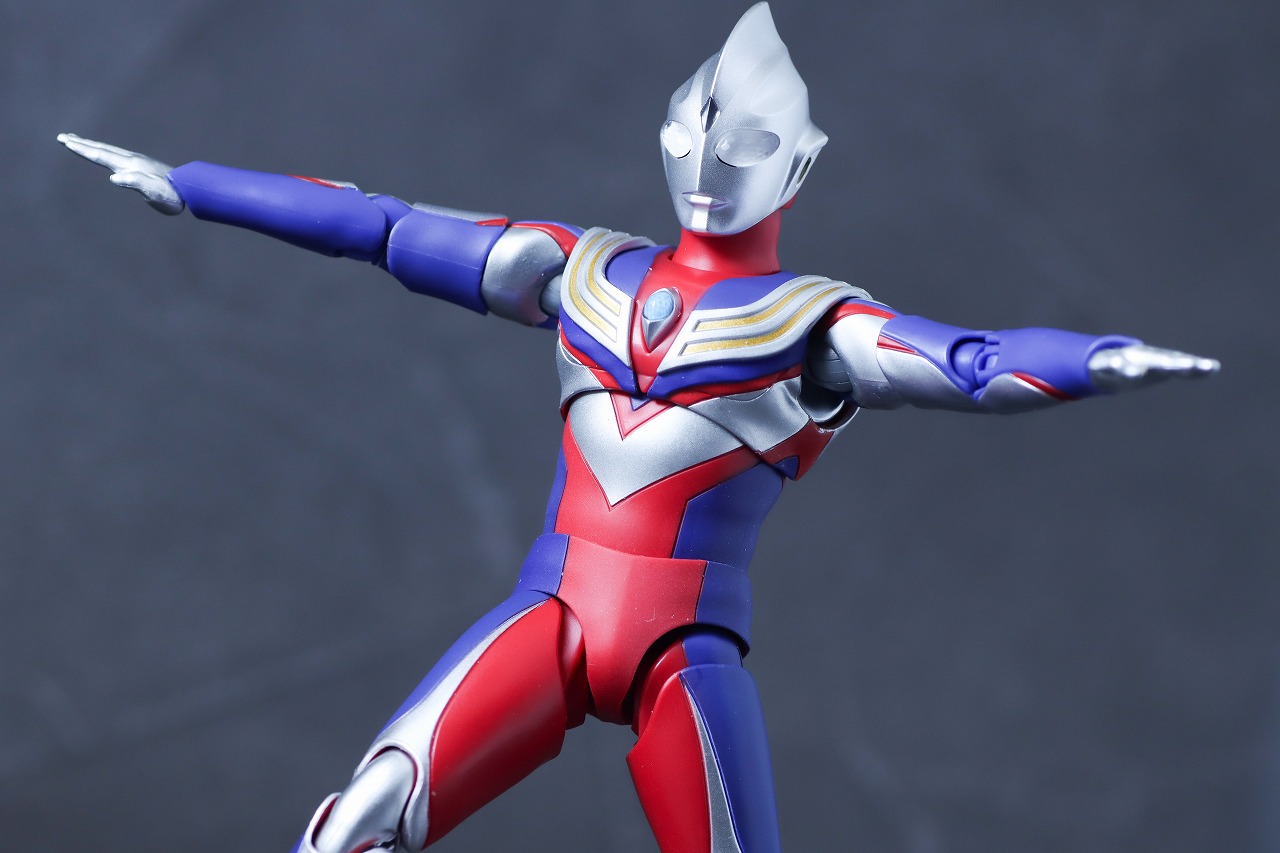 S.H.フィギュアーツ 真骨彫製法　ウルトラマンティガ マルチタイプ ウルトラの星Edition　レビュー　アクション