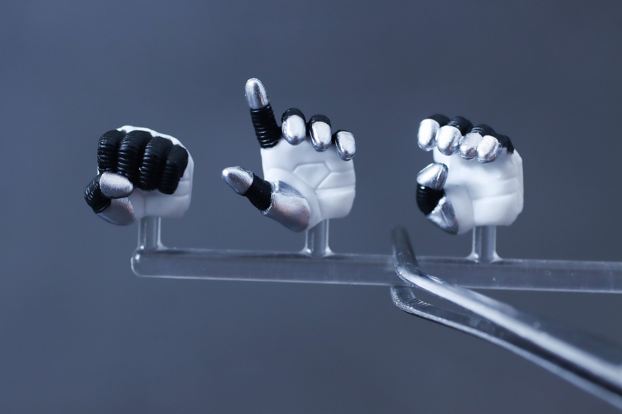 S.H.フィギュアーツ 真骨彫製法　仮面ライダーサイガ　レビュー　付属品　手首