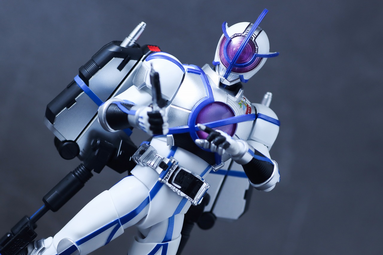 S.H.フィギュアーツ 真骨彫製法　仮面ライダーサイガ　レビュー　アクション