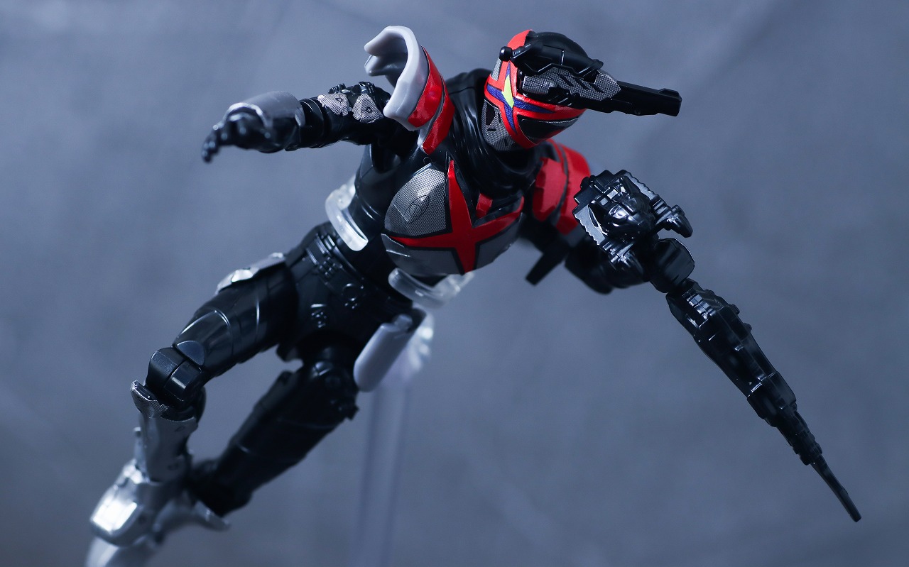 勇動　ガリュード　レビュー　アクション