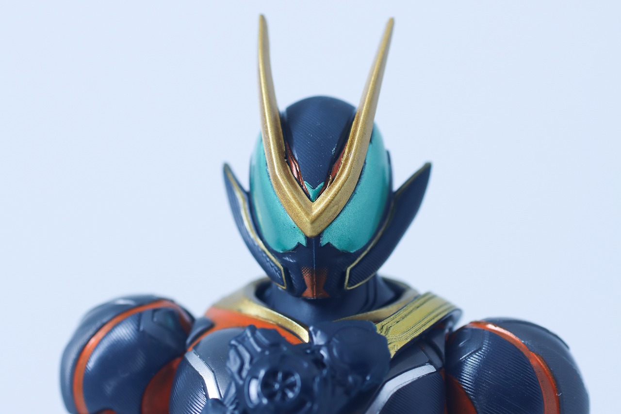 仮面ライダーアクションフィギュア　仮面ライダーゼッツ カタストロム　レビュー　本体