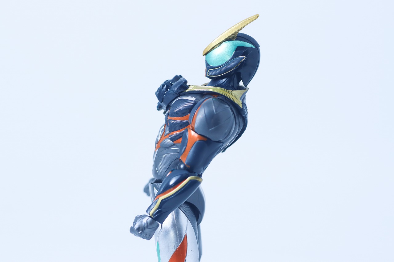 仮面ライダーアクションフィギュア 仮面ライダーゼッツ カタストロム レビュー 可動範囲