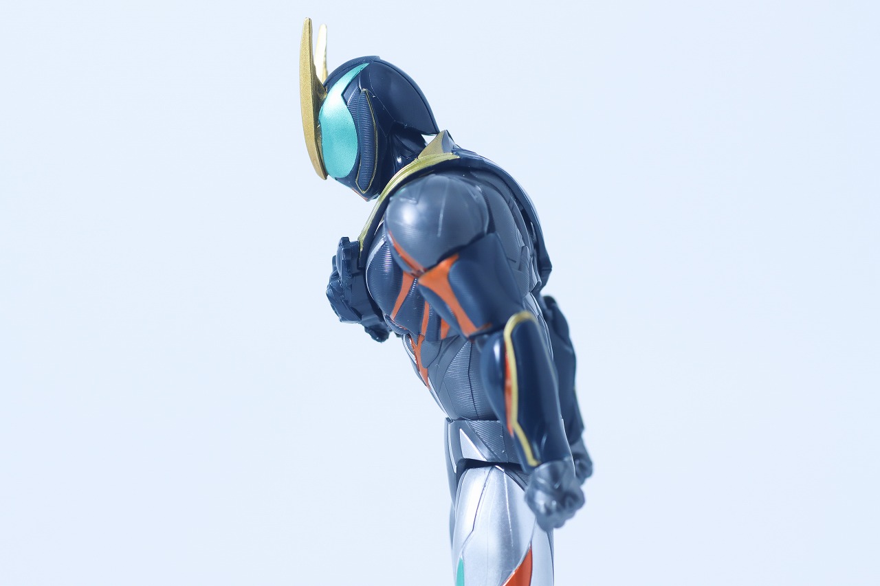 仮面ライダーアクションフィギュア 仮面ライダーゼッツ カタストロム レビュー 可動範囲