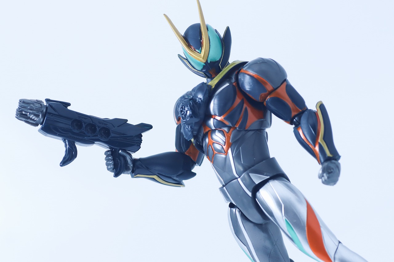 仮面ライダーアクションフィギュア　仮面ライダーゼッツ カタストロム　レビュー　アクション