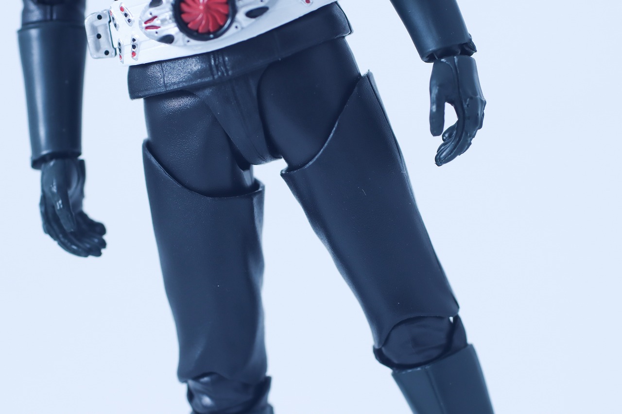 S.H.フィギュアーツ　第1バッタオーグ／仮面ライダー　シン・仮面ライダー　レビュー　本体