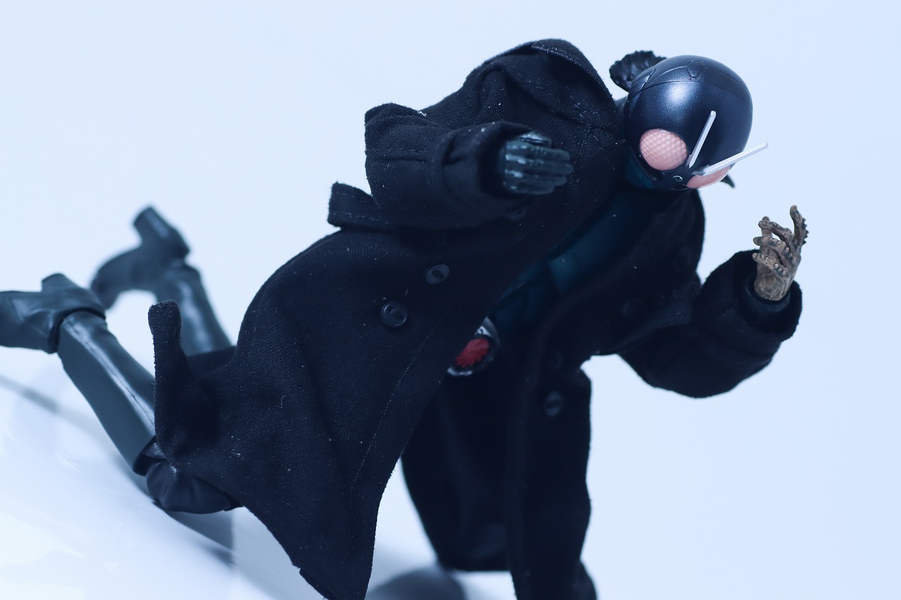 S.H.フィギュアーツ　第1バッタオーグ／仮面ライダー　シン・仮面ライダー　アクション