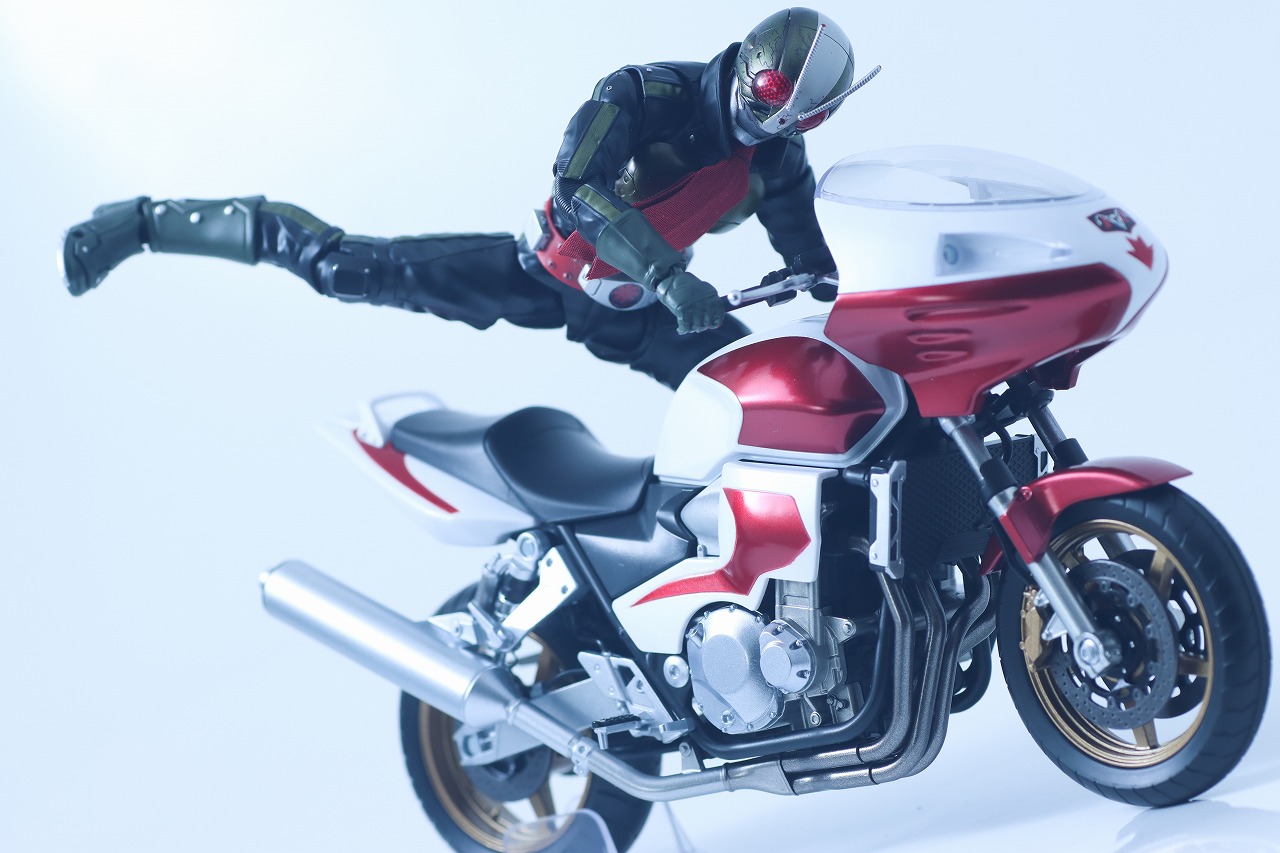 S.H.フィギュアーツ　サイクロン2号　レビュー　アクション