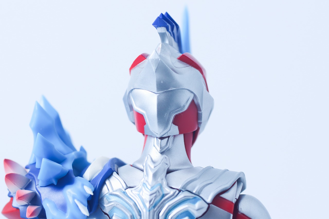 S.H.フィギュアーツ　ウルトラマンオメガ レキネスアーマー　レビュー　本体