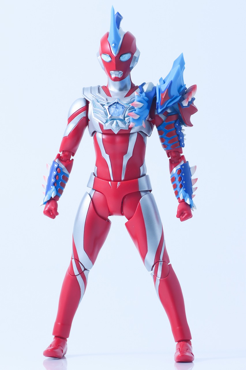 S.H.フィギュアーツ ウルトラマンオメガ レキネスアーマー レビュー 本体