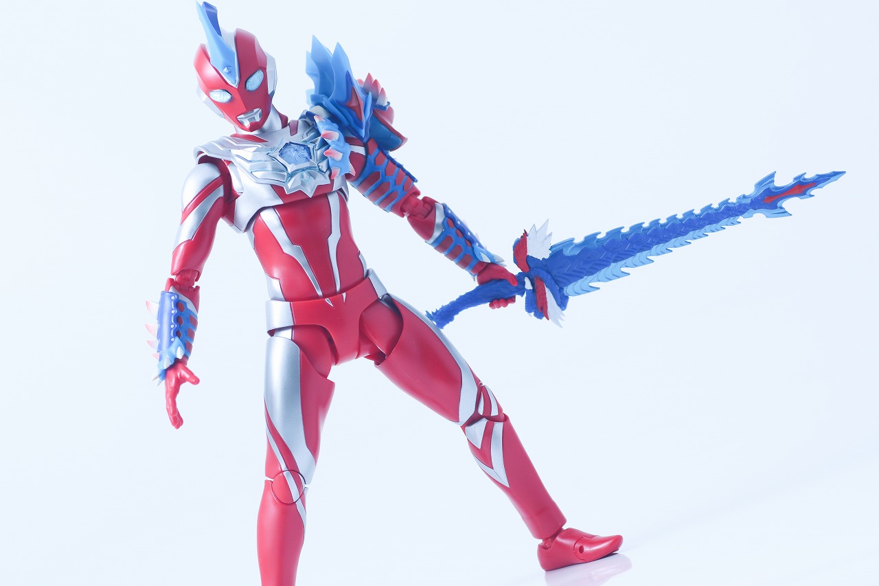 S.H.フィギュアーツ　ウルトラマンオメガ レキネスアーマー　レビュー　アクション