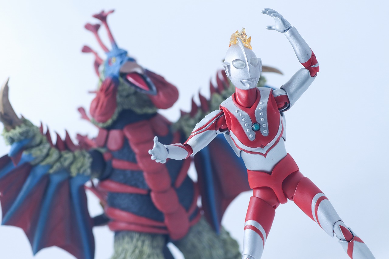 S.H.フィギュアーツ　バードン　レビュー　アクション